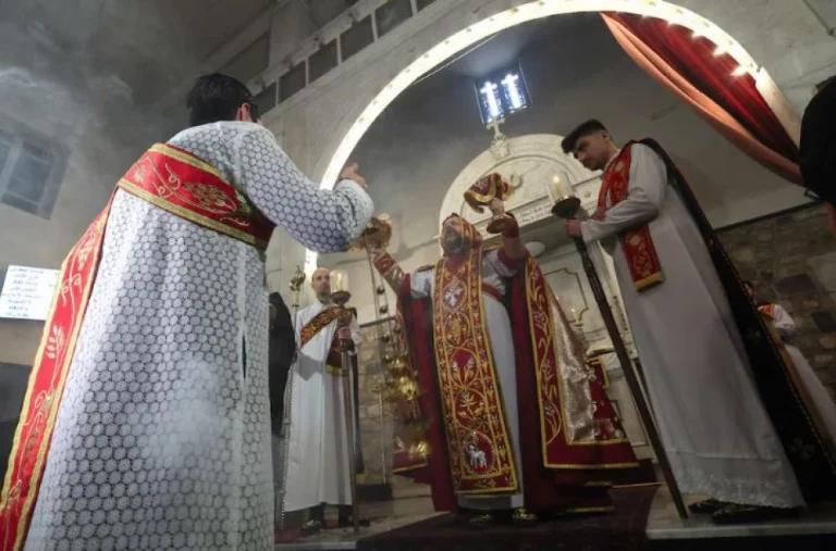Syria’s Christians Face Fear and Uncertainty Under New Islamist Leadership as Christmas Approaches