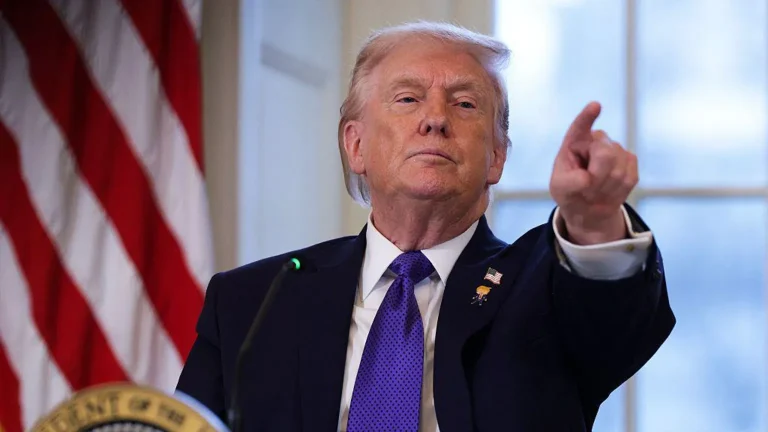 Trump urges Cuba